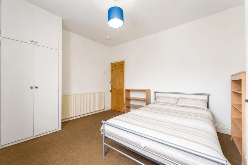 4 bedroom house for rent