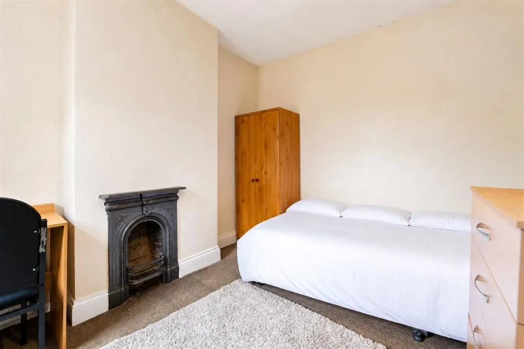 4 bedroom house for rent