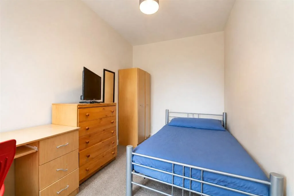 4 bedroom house for rent