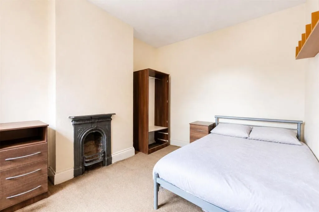 4 bedroom house for rent
