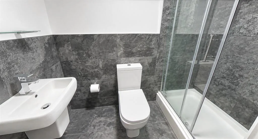 6 bedroom house for rent