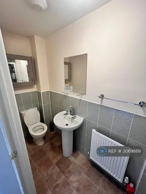 2 bedroom terraced house for rent