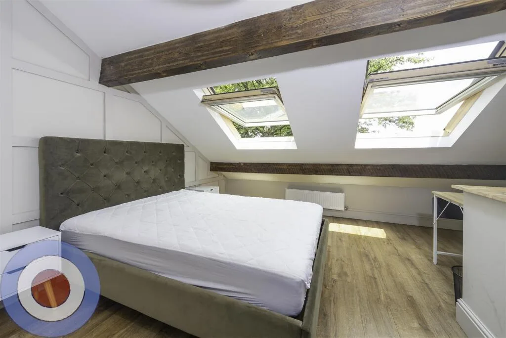 10 bedroom house for rent