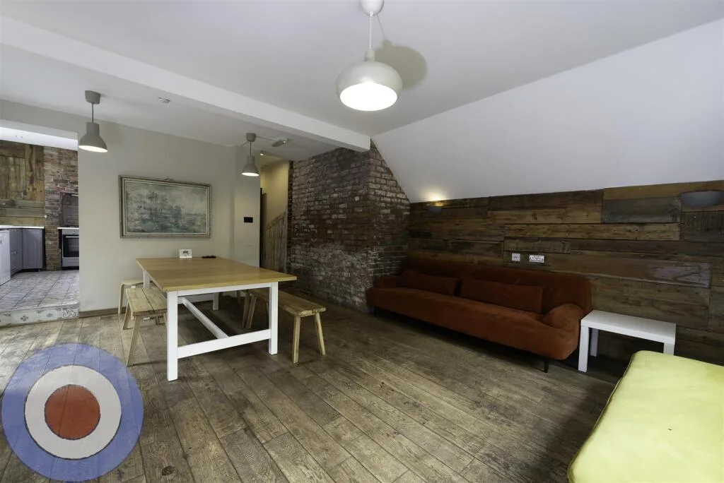10 bedroom house for rent