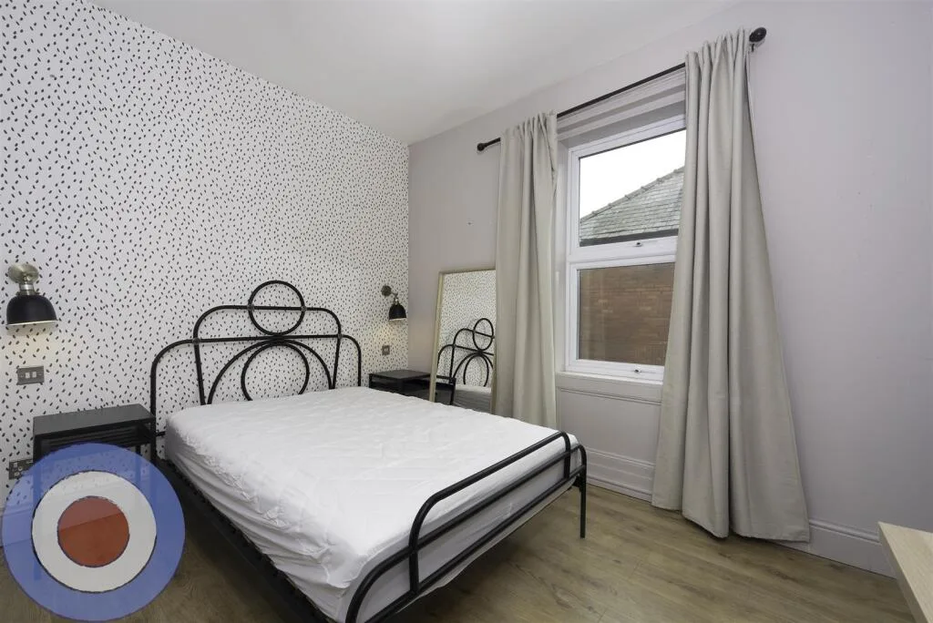 10 bedroom house for rent