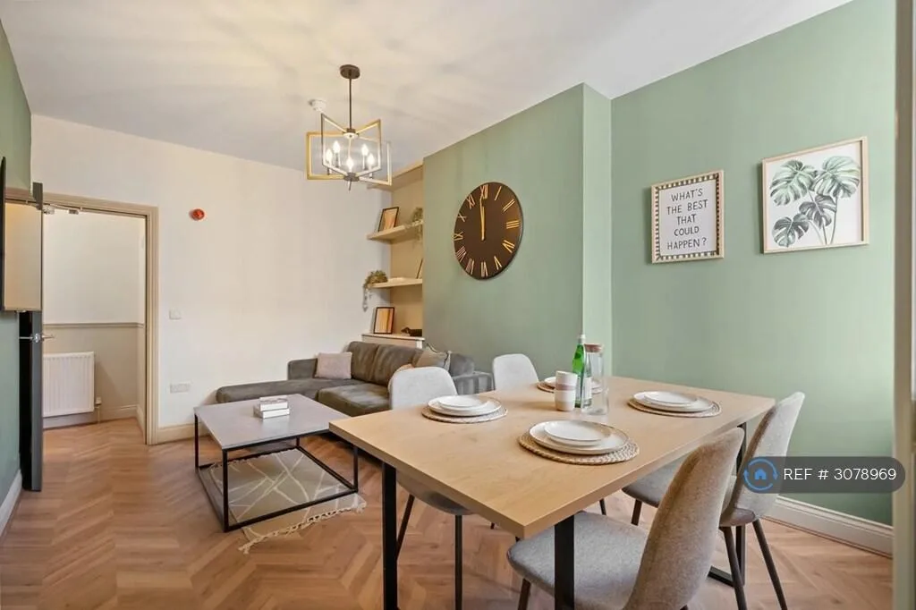 Studio flat for rent