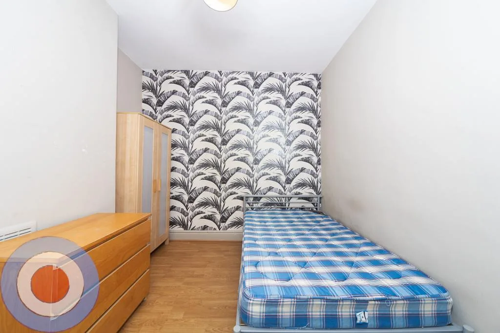 5 bedroom detached house for rent
