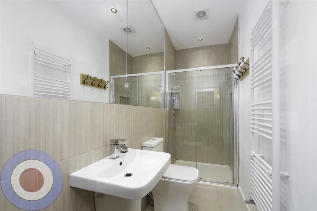 10 bedroom house for rent