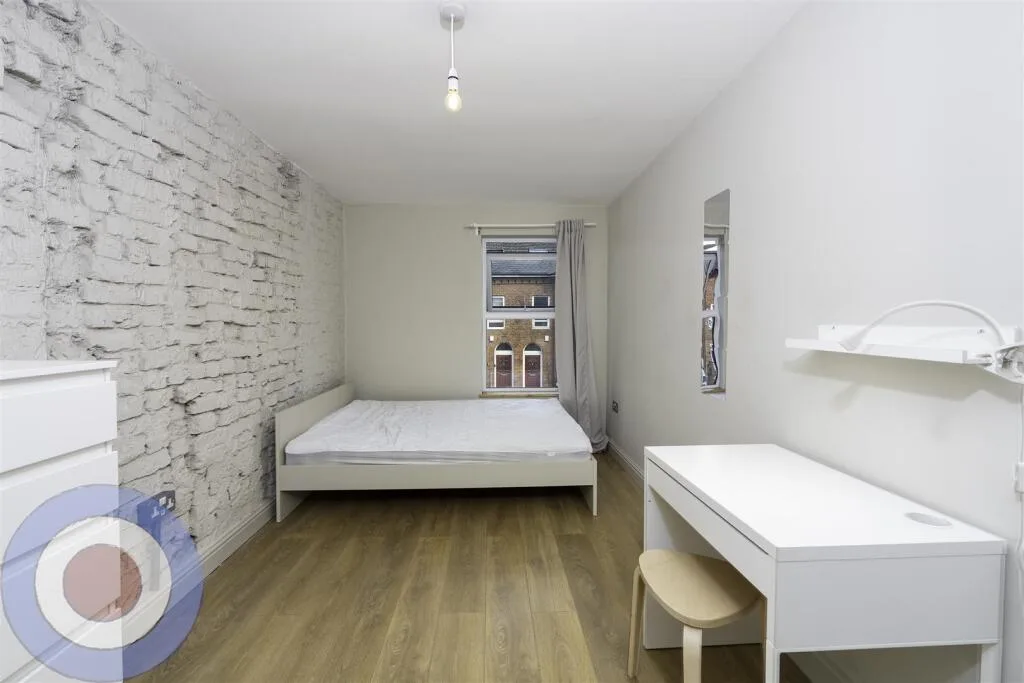 10 bedroom house for rent