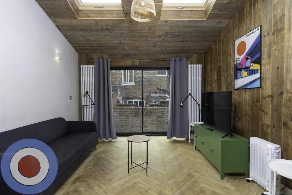 10 bedroom house for rent
