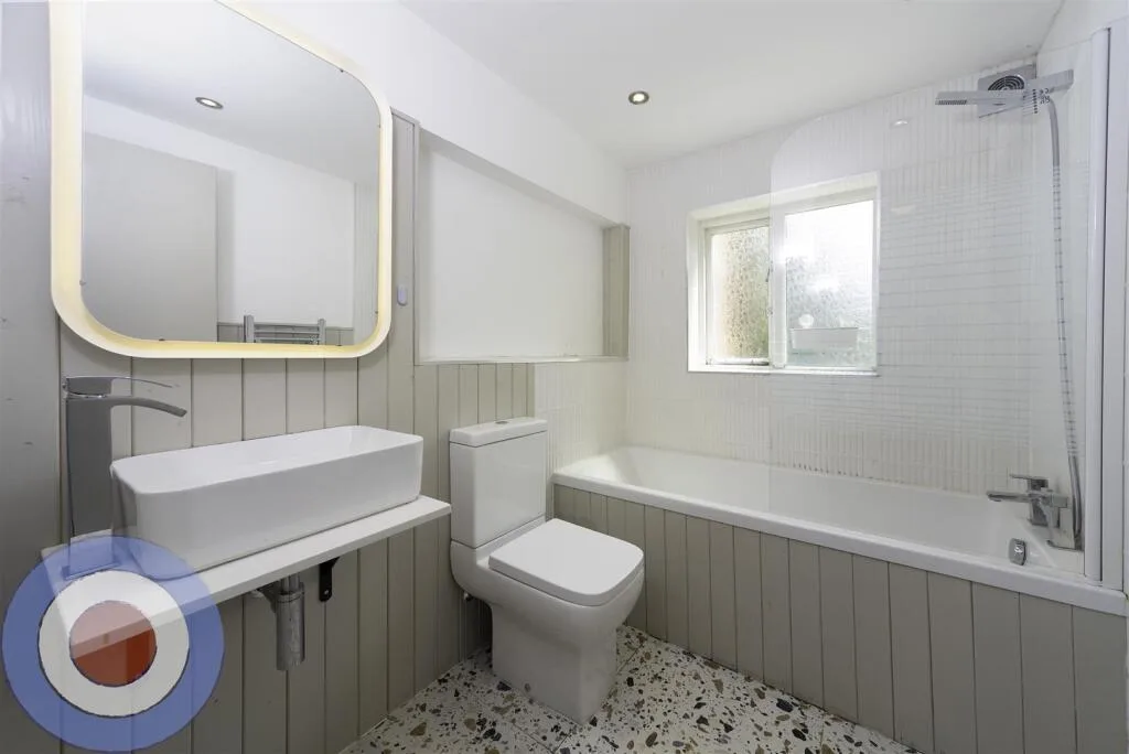 6 bedroom house for rent