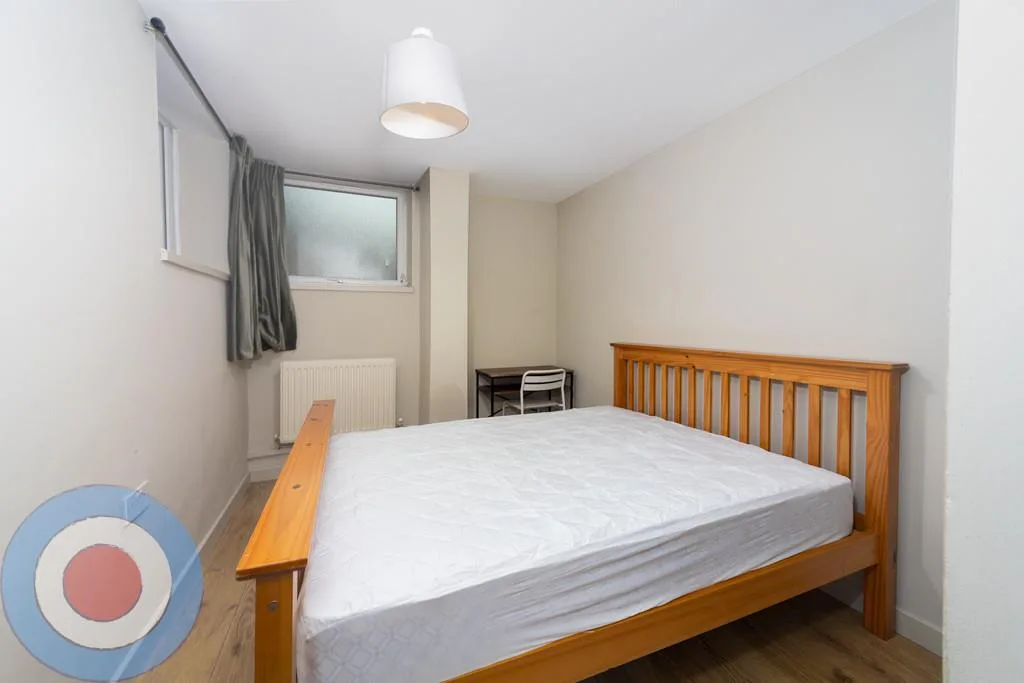 9 bedroom house for rent