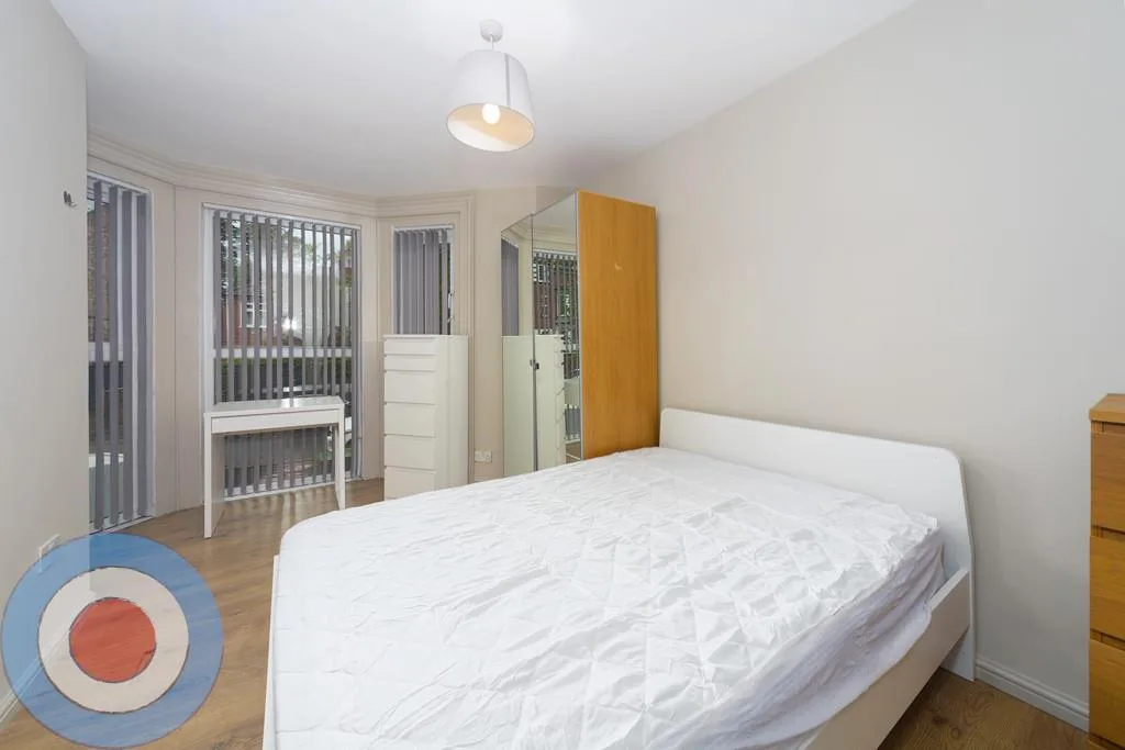 9 bedroom house for rent