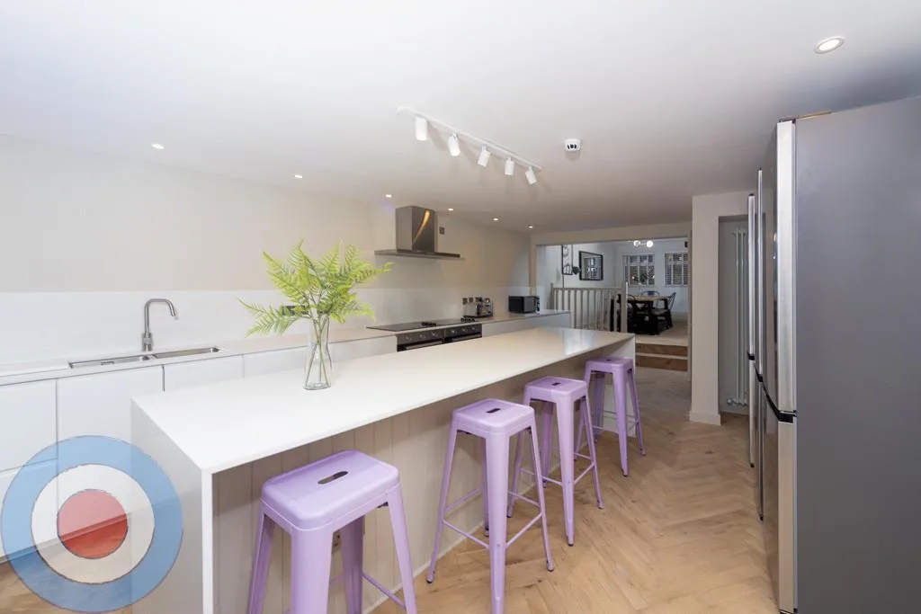 9 bedroom house for rent
