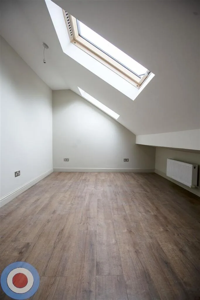 8 bedroom house for rent
