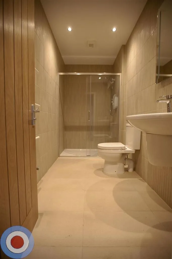 8 bedroom house for rent