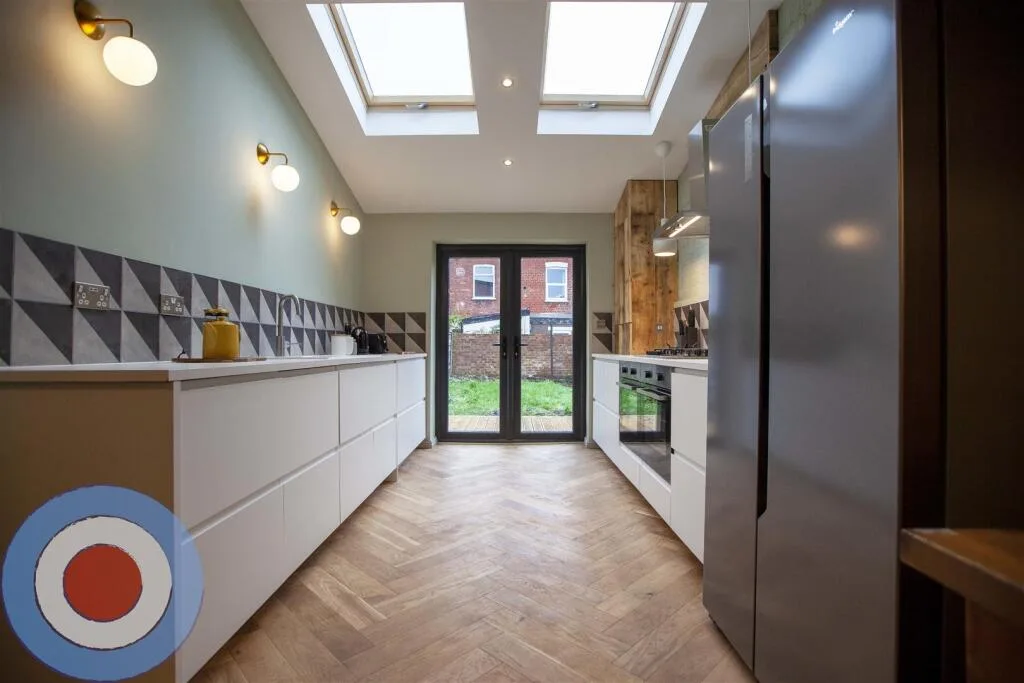 8 bedroom house for rent