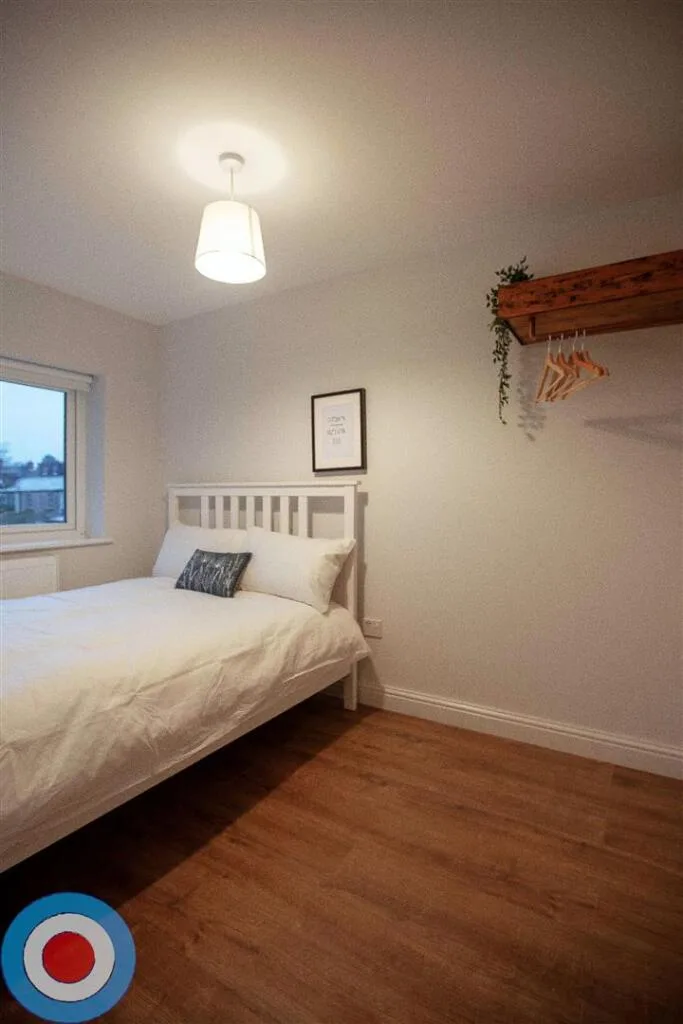 6 bedroom house for rent