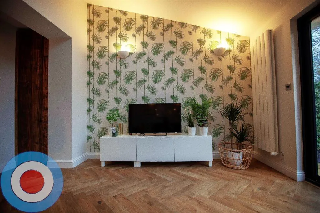 6 bedroom house for rent