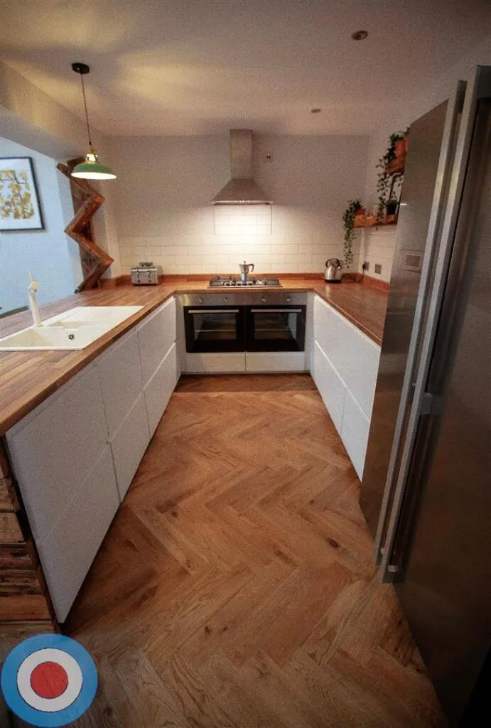 6 bedroom house for rent