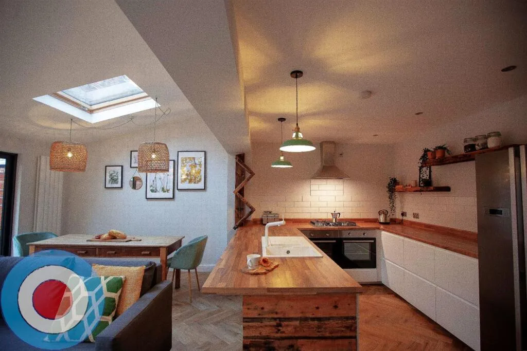6 bedroom house for rent