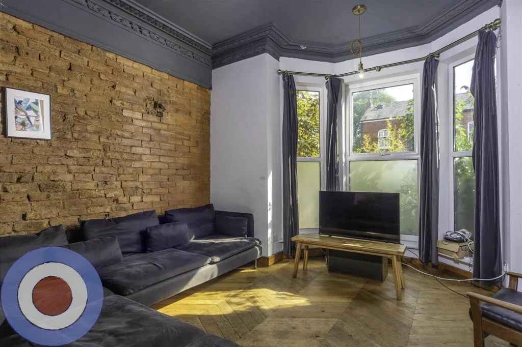 10 bedroom house for rent