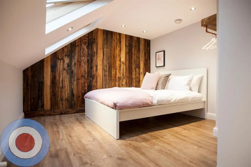 6 bedroom house for rent