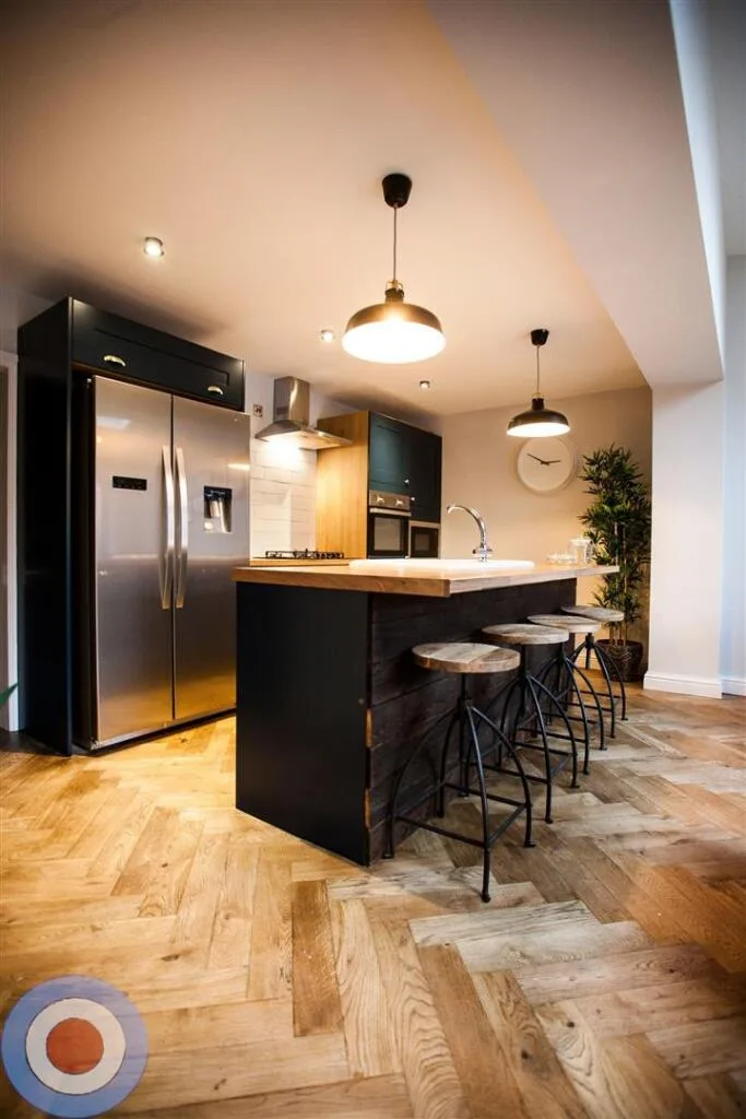 6 bedroom house for rent