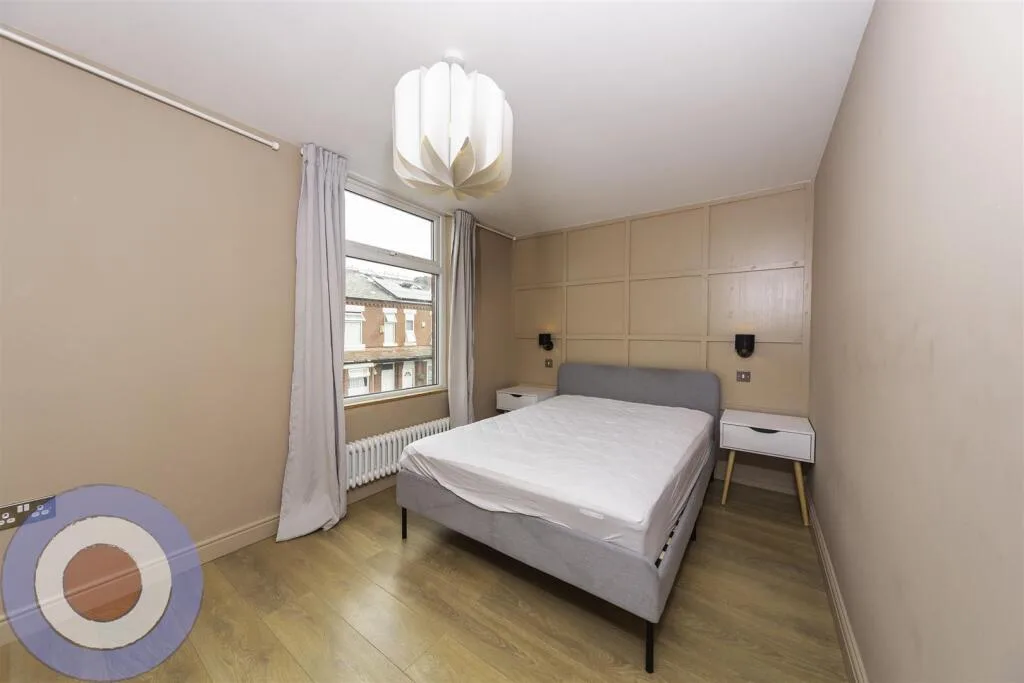 6 bedroom house for rent