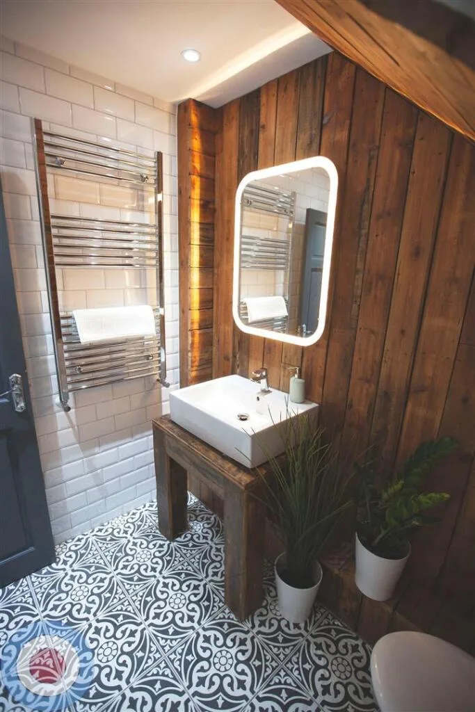 5 bedroom end of terrace house for rent
