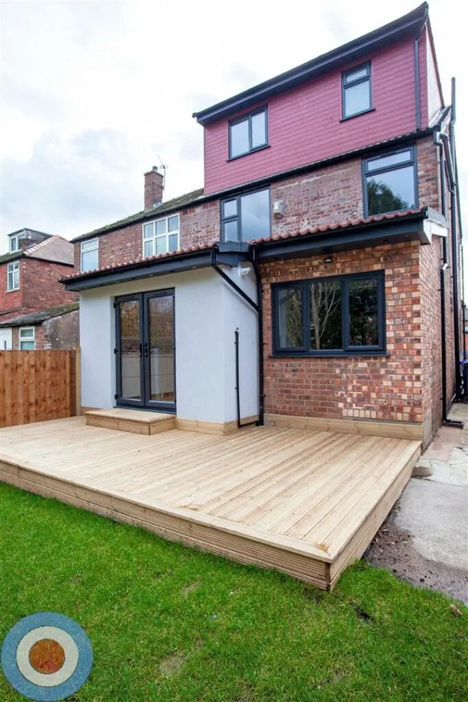 8 bedroom house for rent