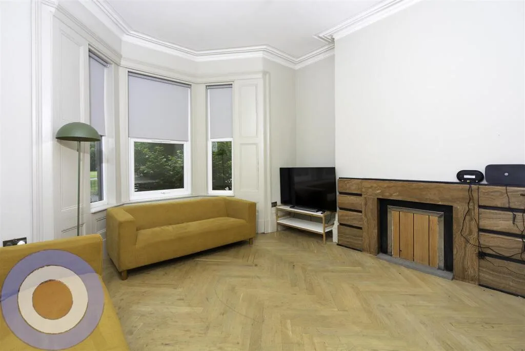 9 bedroom terraced house for rent