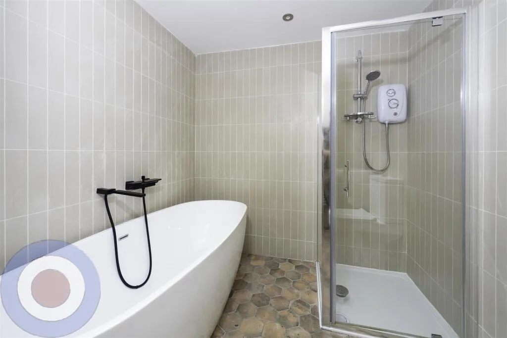 8 bedroom house for rent