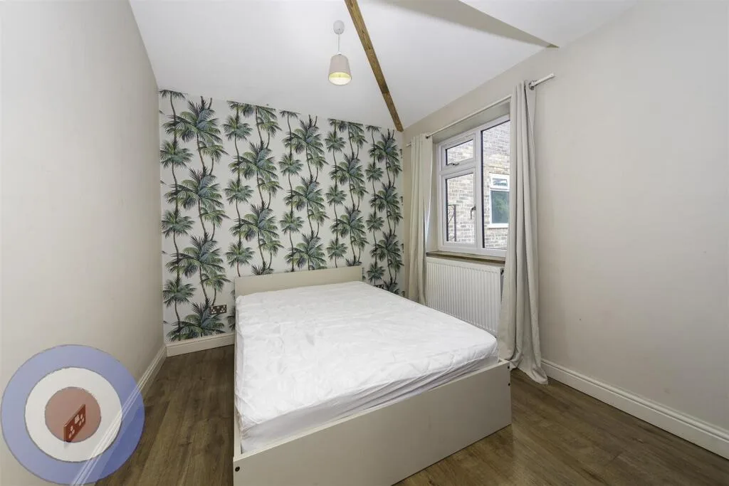 9 bedroom house for rent