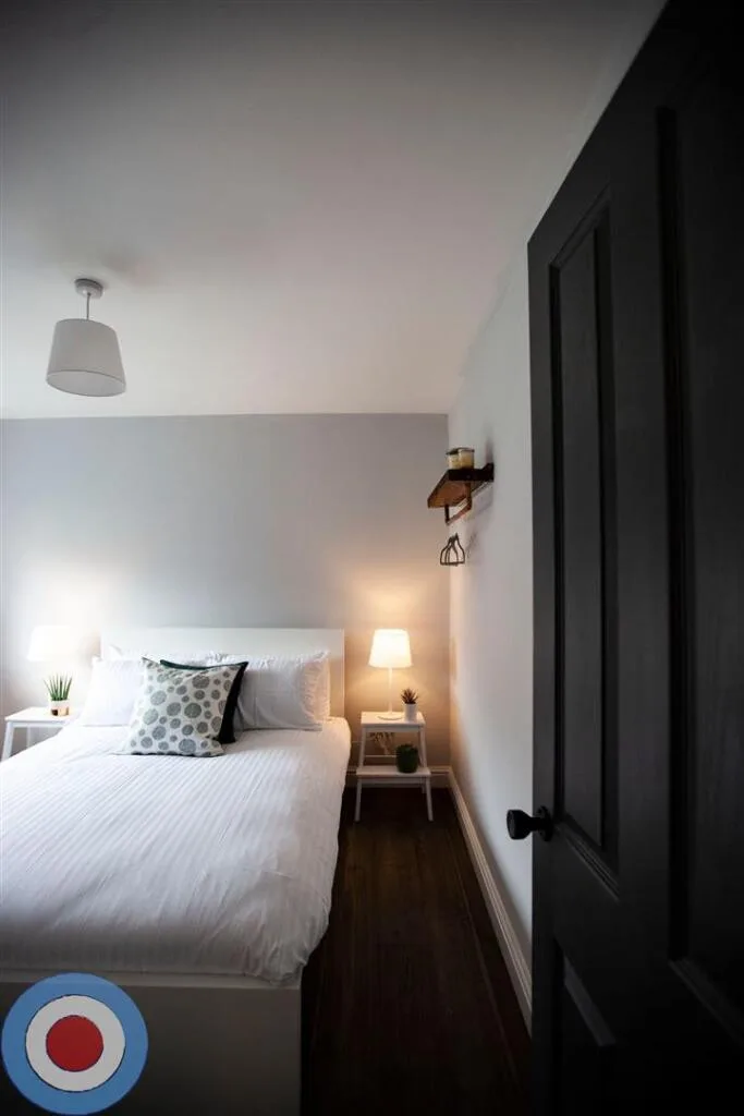 5 bedroom end of terrace house for rent