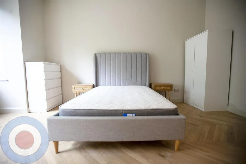 10 bedroom house for rent