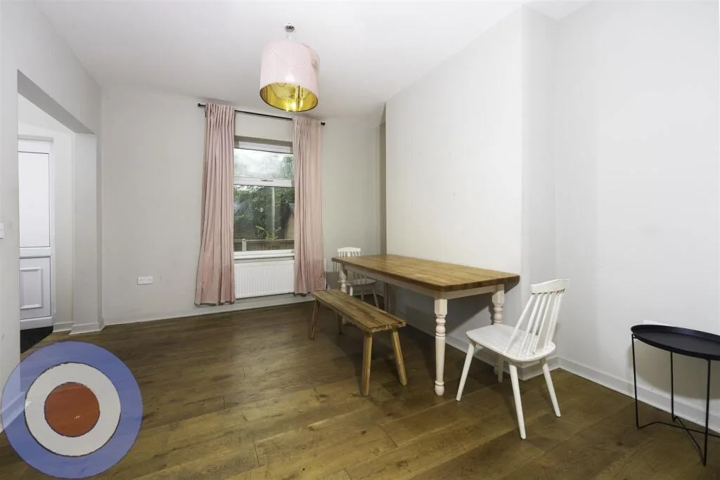 5 bedroom house for rent