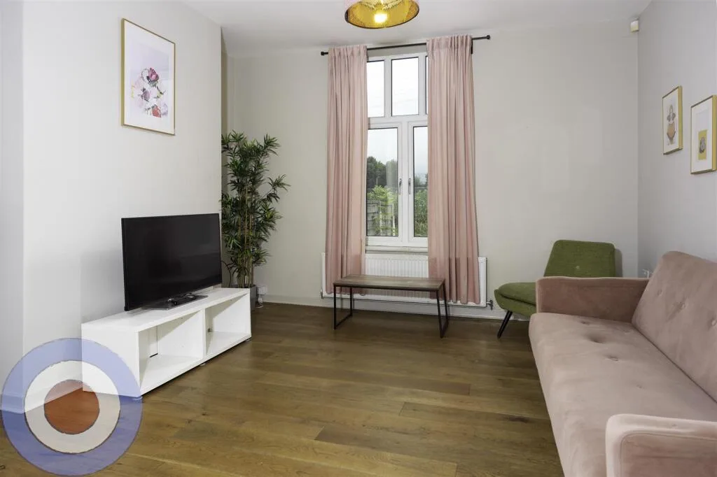 5 bedroom house for rent