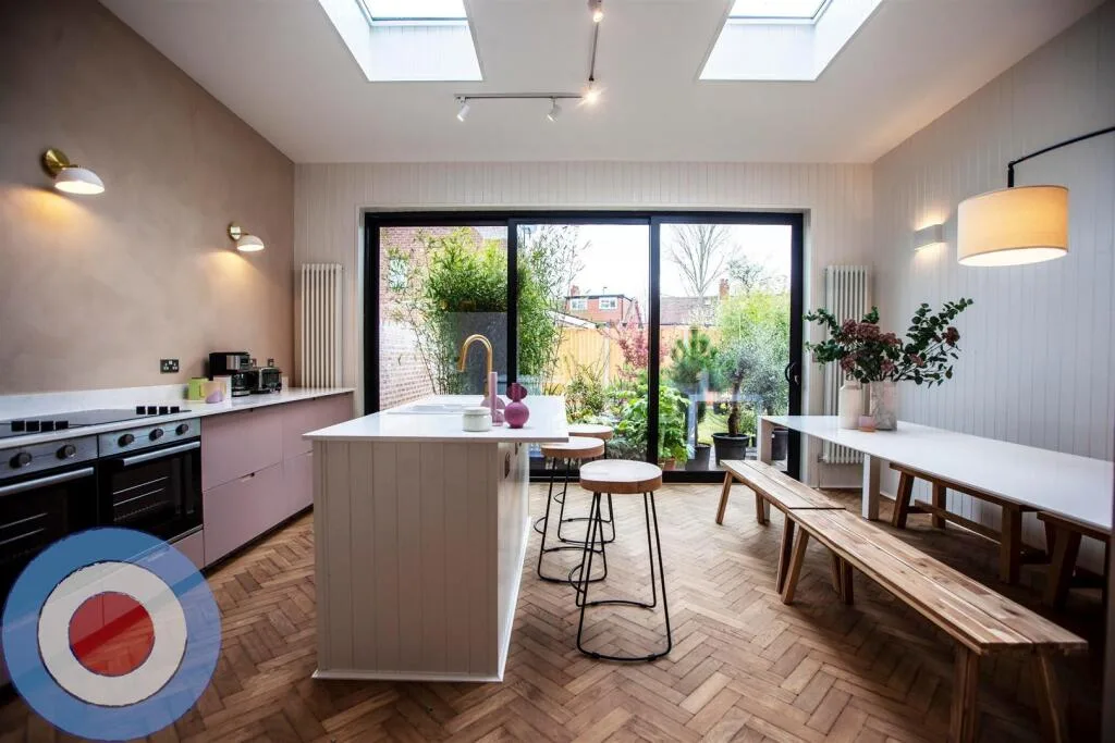 8 bedroom house for rent