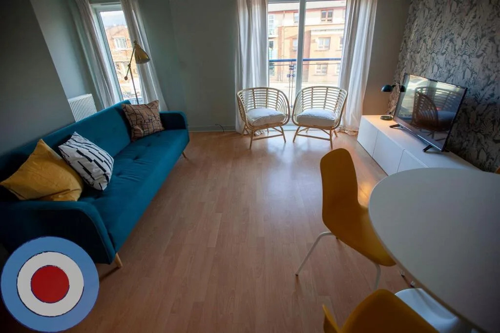 4 bedroom end of terrace house for rent
