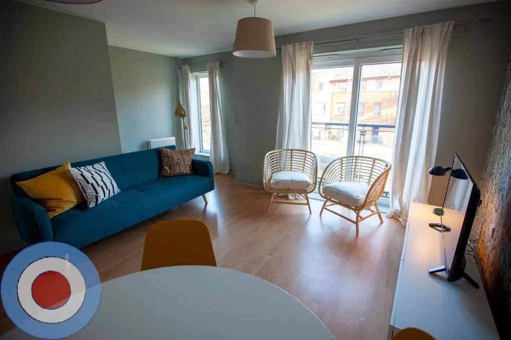 4 bedroom end of terrace house for rent
