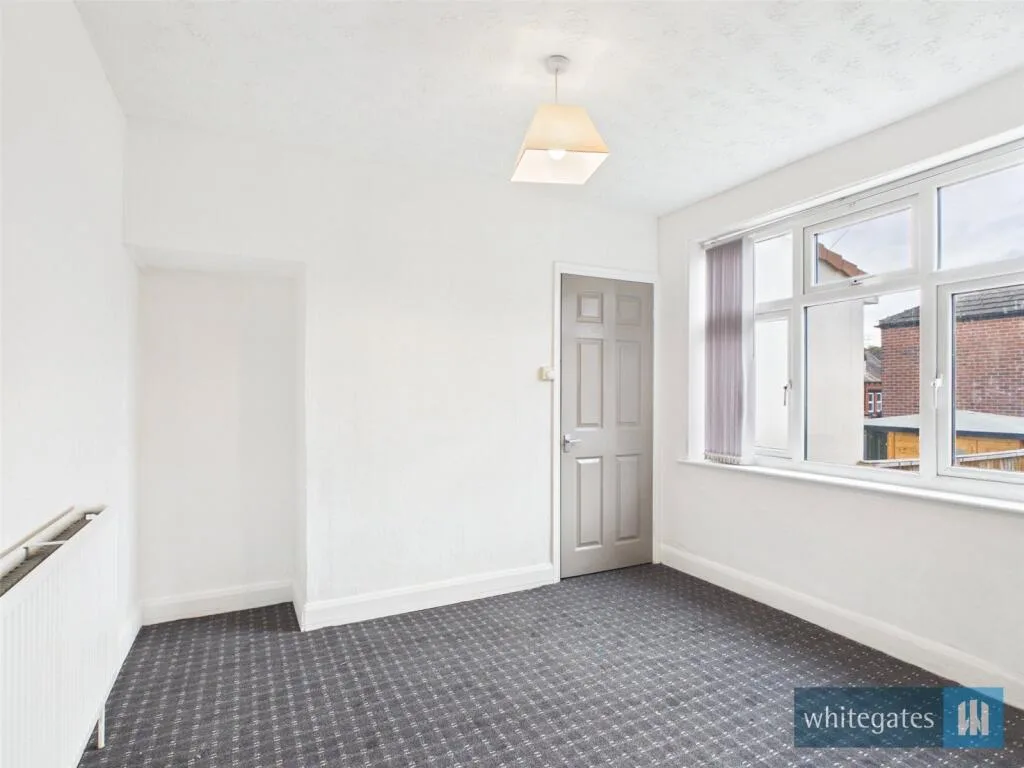 3 bedroom semi-detached house for rent