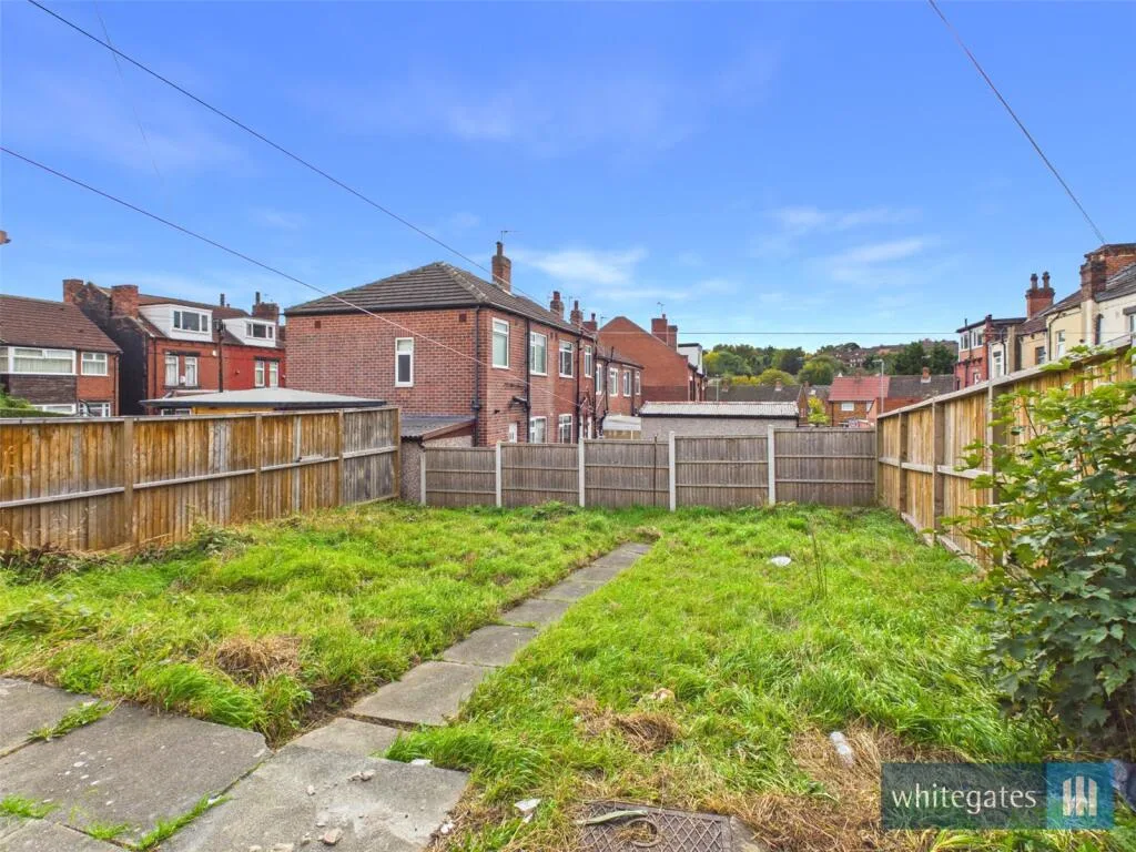 3 bedroom semi-detached house for rent