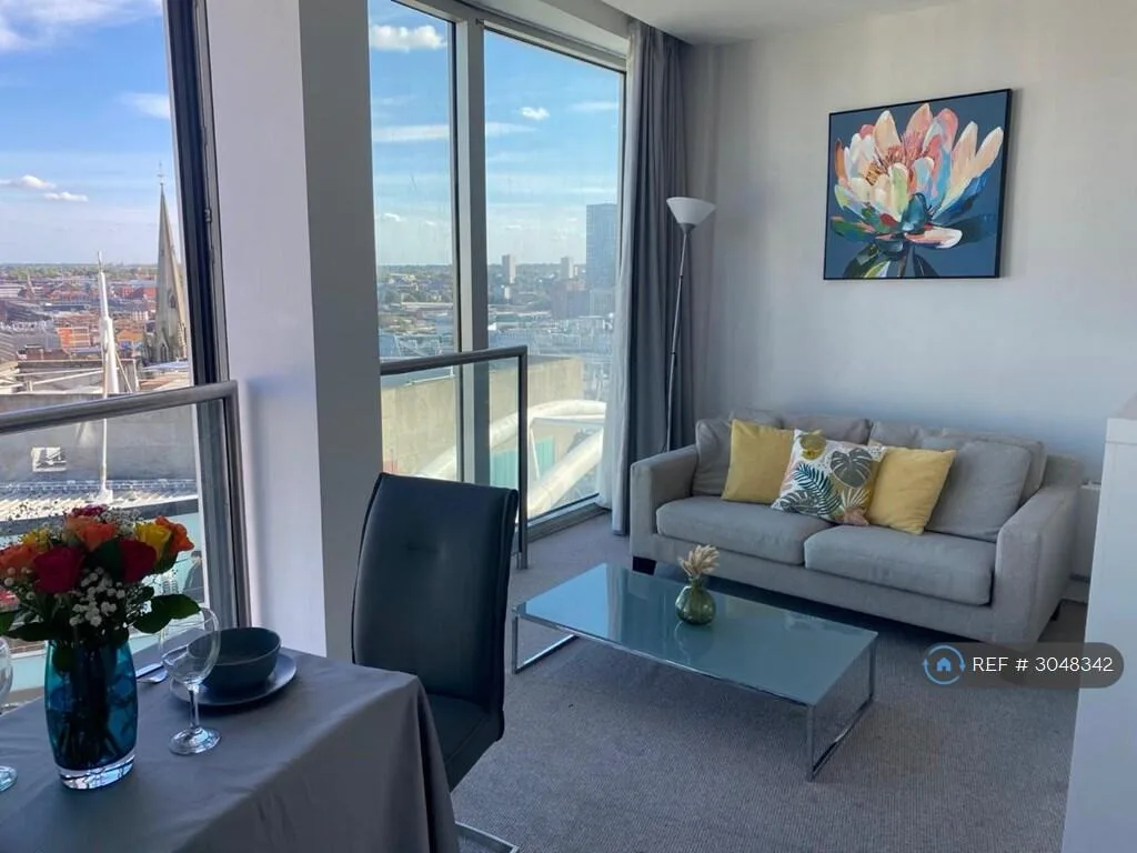 Studio flat for rent
