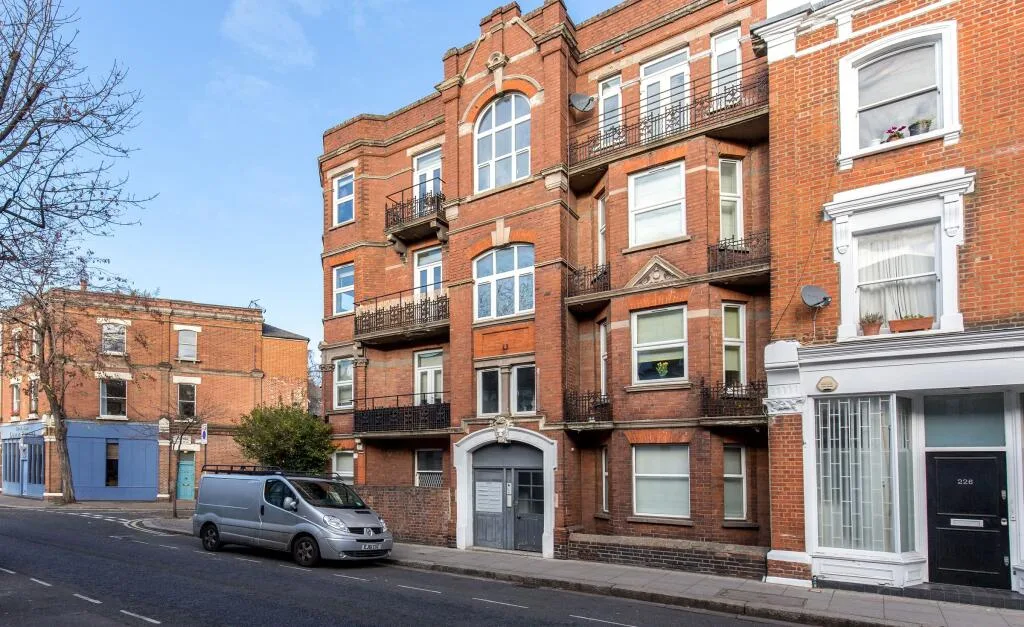 1 bedroom ground floor flat for rent