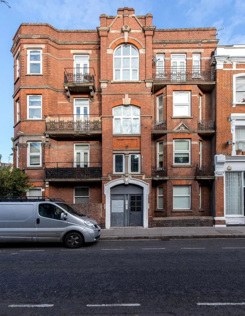 1 bedroom ground floor flat for rent