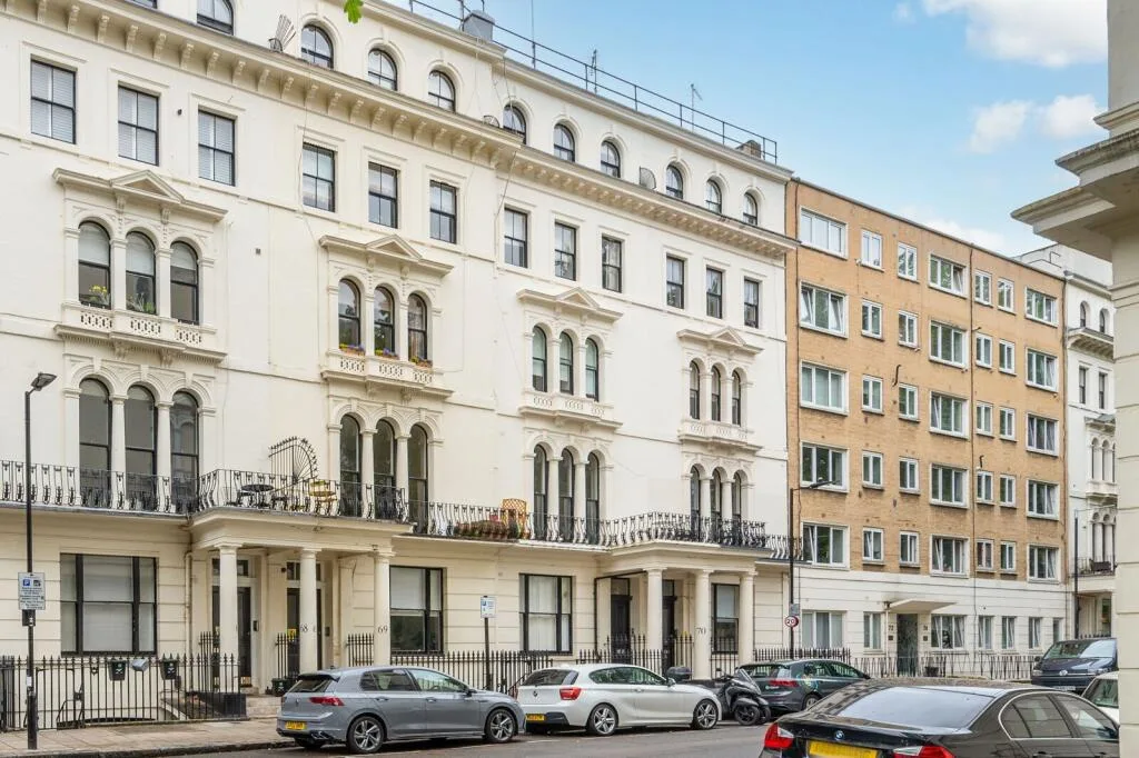 2 bedroom flat for rent