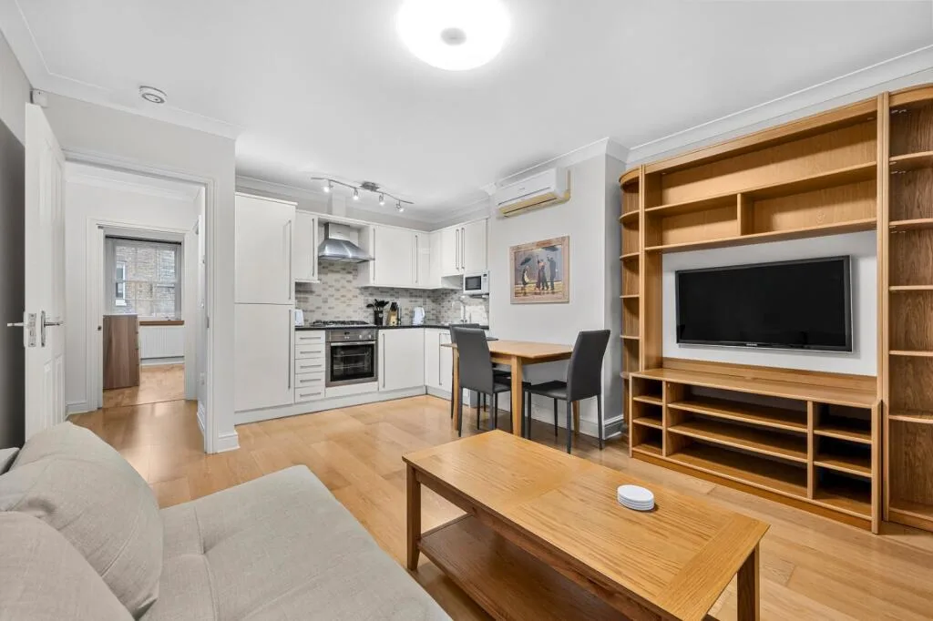 2 bedroom flat for rent