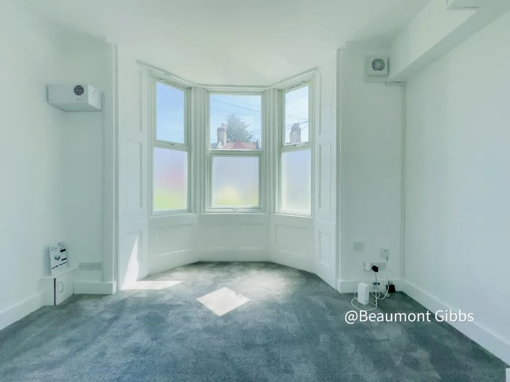 2 bedroom ground floor flat for rent