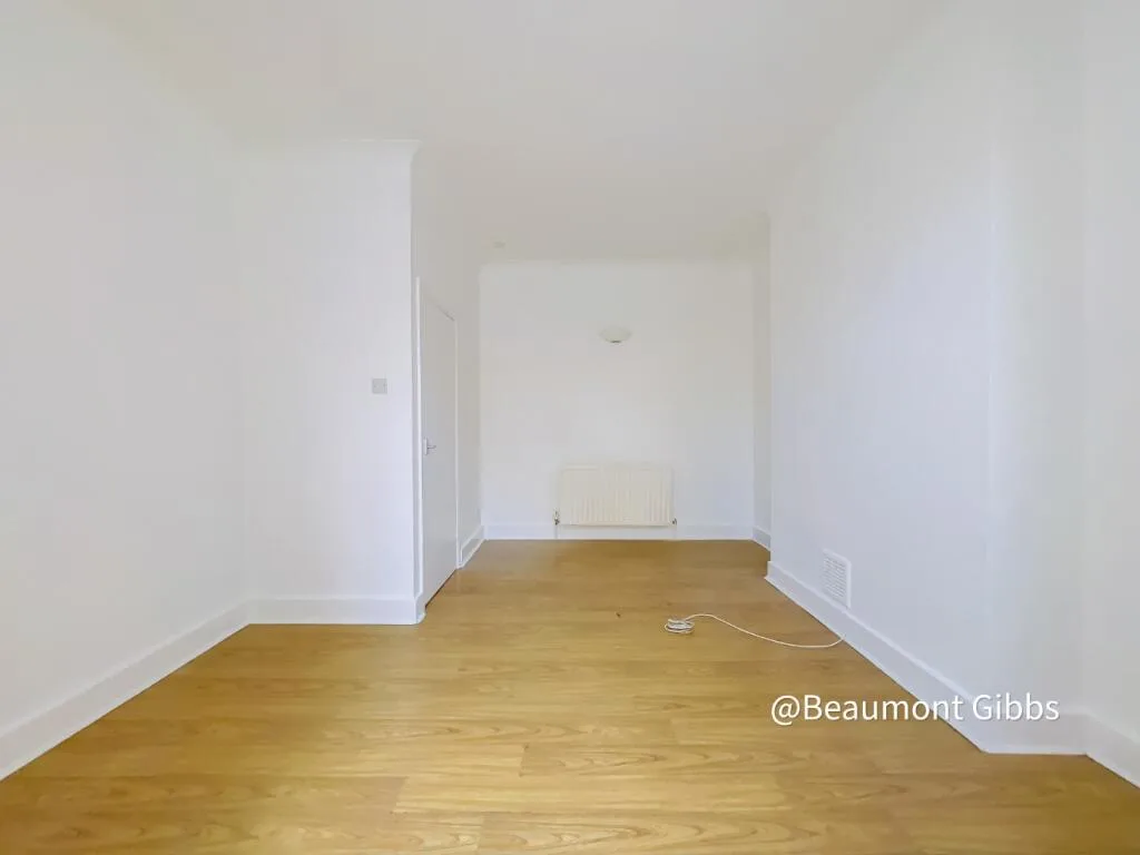 2 bedroom ground floor flat for rent